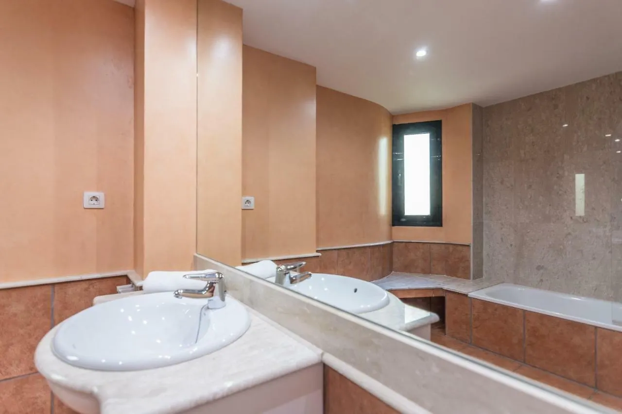 Homeholidaysrentals Escapade Pineda de Mar
