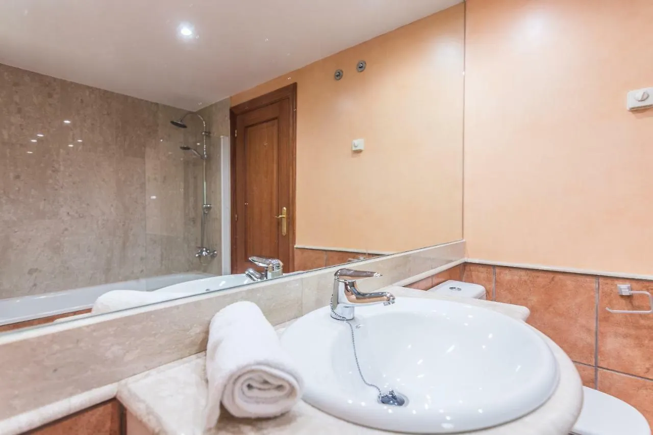 Homeholidaysrentals Escapade Pineda de Mar Apartman